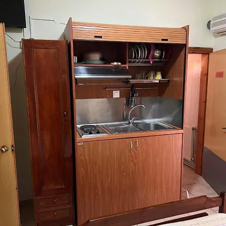 Athanasiadis Guest house 3*