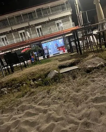 Athanasiadis 3* Vrasná