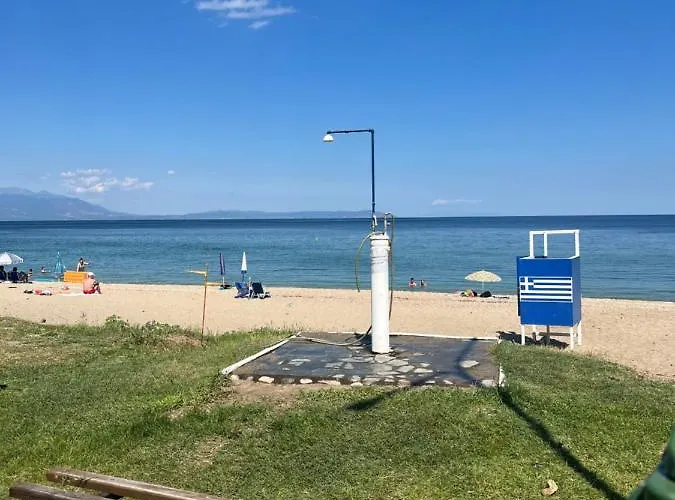 Guest house Athanasiadis Nea Vrasna