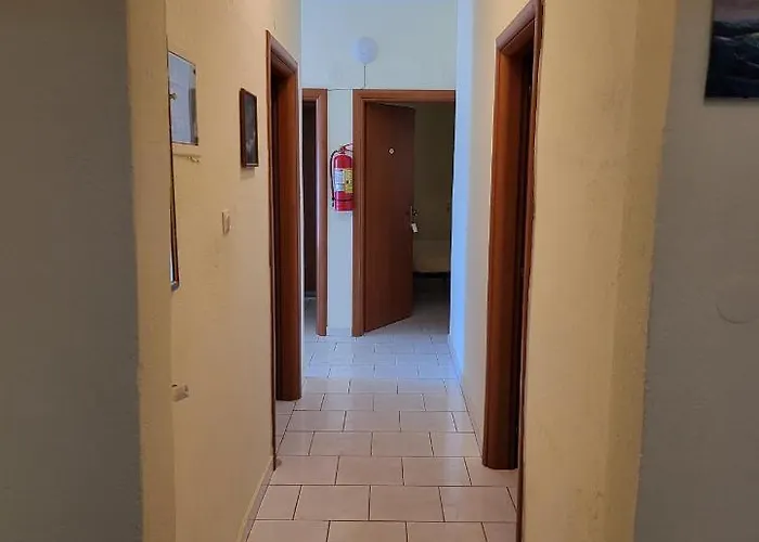 Athanasiadis بيت ضيافة 3*