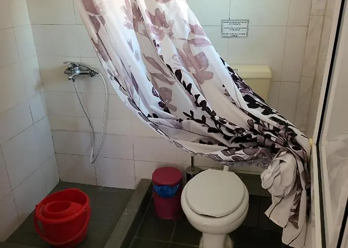 Athanasiadis بيت ضيافة 3*