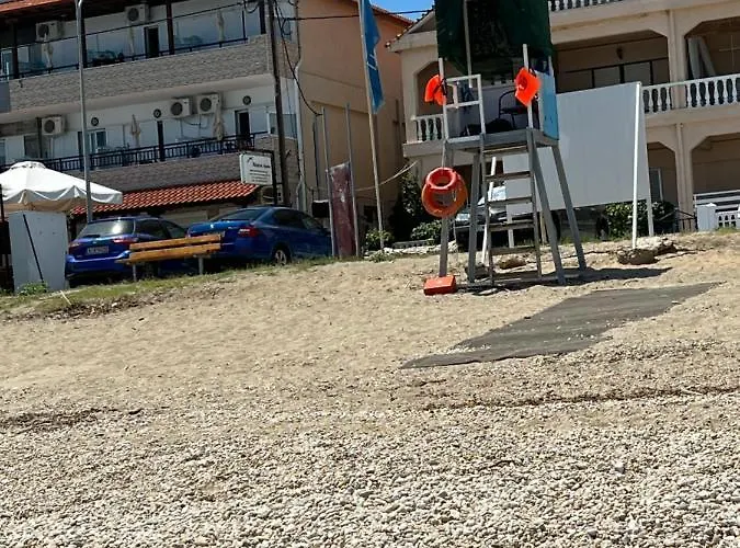 Athanasiadis بيت ضيافة 3*